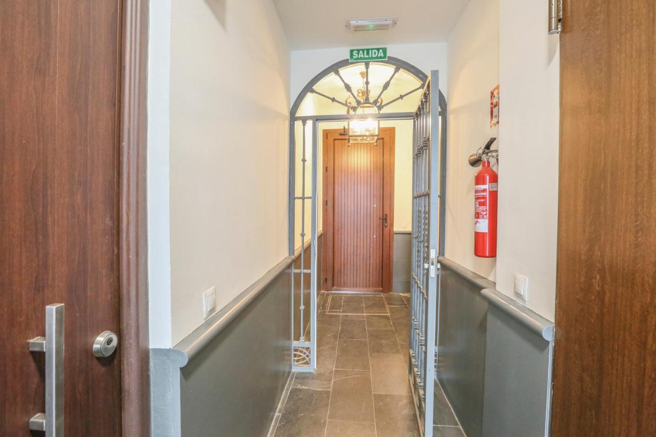 Apartamento Alfareria Seville Ngoại thất bức ảnh
