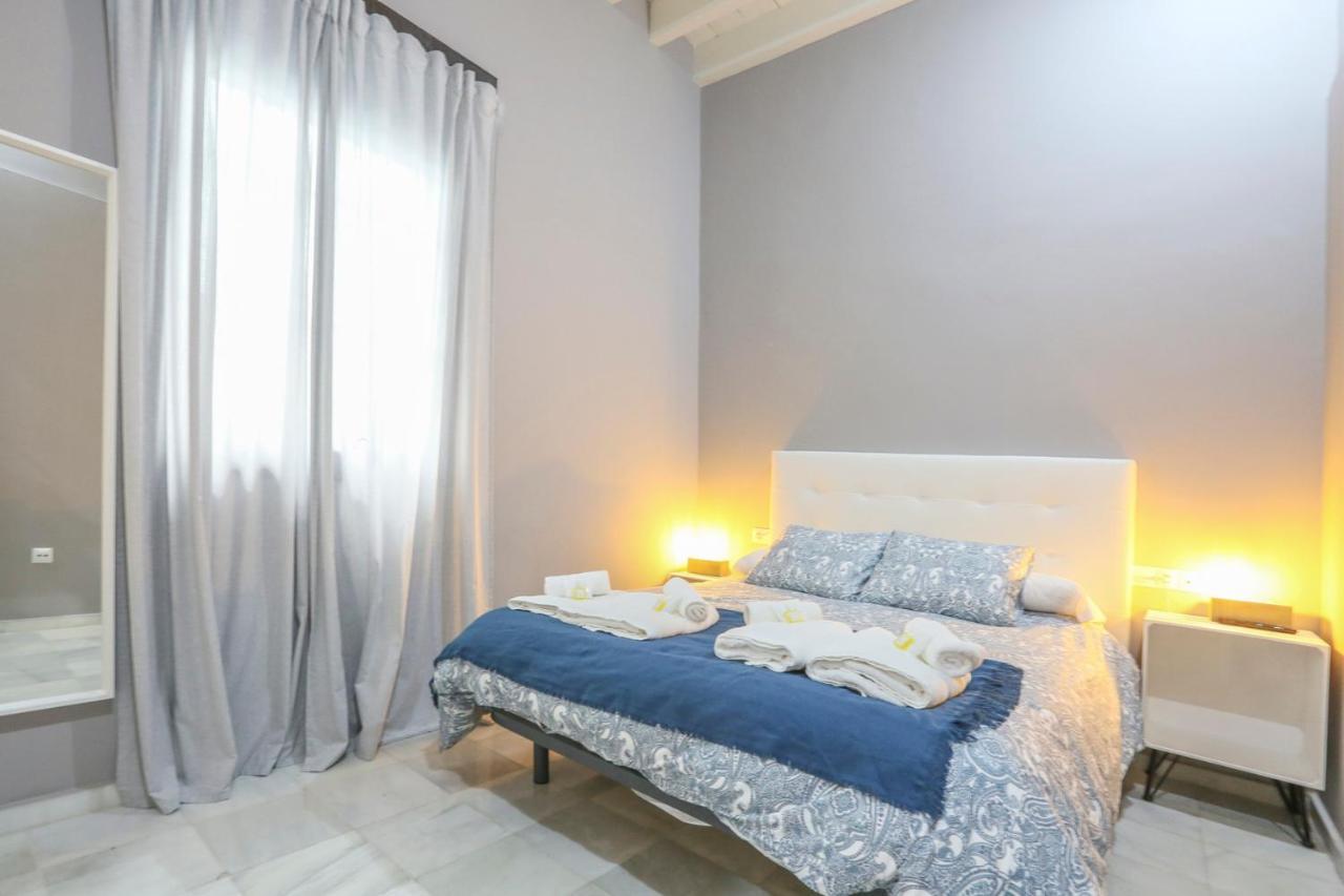 Apartamento Alfareria Seville Ngoại thất bức ảnh