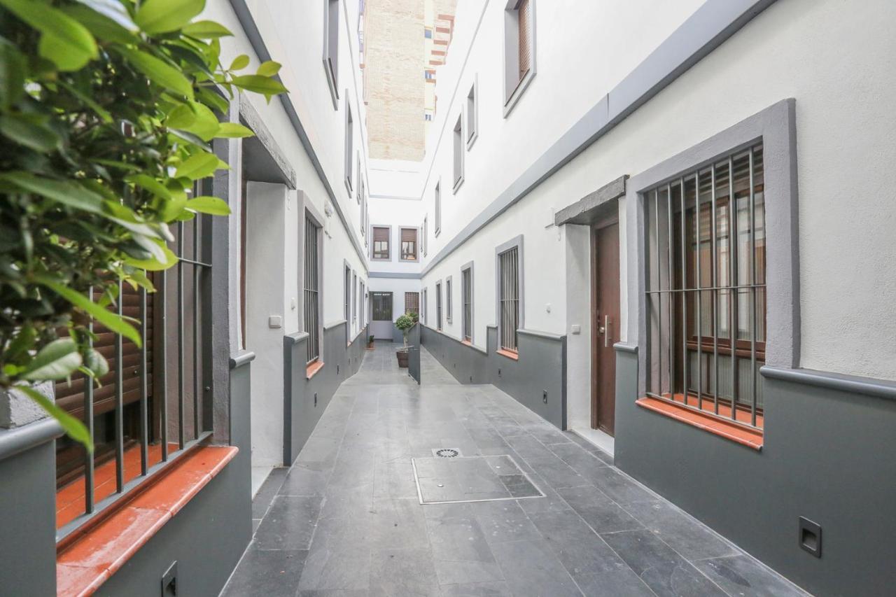 Apartamento Alfareria Seville Ngoại thất bức ảnh